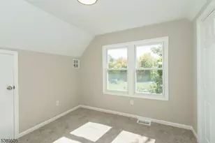 92 Clinton Ave, Mansfield Township, NJ 07865 - Photo 19