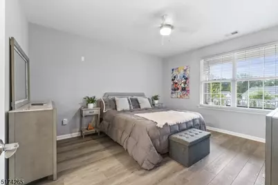 709 Brook Hollow Dr #709, Hanover Township, NJ 07981 - Photo 17