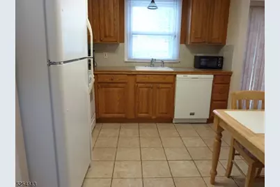 42 Cobblewood Rd, Livingston, NJ 07039 - Photo 3