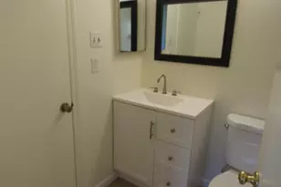 32 Lafayette Ct, North Brunswick Township, NJ 08902 - Photo 15