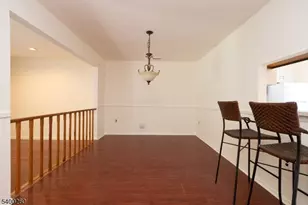 32 Lafayette Ct, North Brunswick Township, NJ 08902 - Photo 9