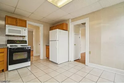 44 Elm St #2, Montclair, NJ 07042 - Photo 15