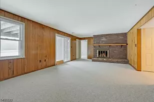 38 Goldfinch Dr, Allamuchy Township, NJ 07840 - Photo 19