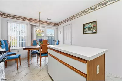 11 Letts Ct, Sayreville Boro, NJ 08872 - Photo 9