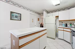 11 Letts Ct, Sayreville Boro, NJ 08872 - Photo 15