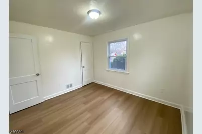 1598 Front St, Scotch Plains Township, NJ 07076 - Photo 5