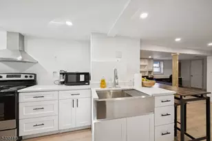 206 Brooklyn Mountain Rd, Hopatcong, NJ 07843 - Photo 15