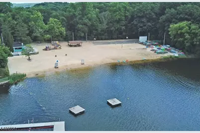 120 Cayuga Ave, Rockaway Township, NJ 07866 - Photo 5