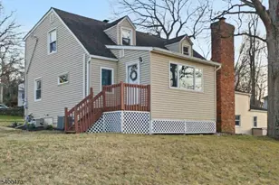 83 Mountain Blvd, Watchung, NJ 07069 - Photo 1