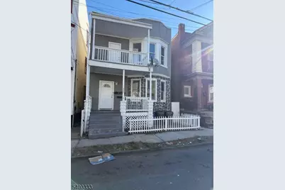 422 Jelliff Ave, Newark, NJ 07112 - Photo 1
