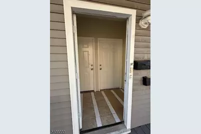422 Jelliff Ave, Newark, NJ 07112 - Photo 7