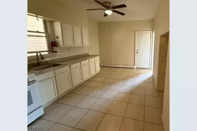 422 Jelliff Ave, Newark, NJ 07112 - Photo 31