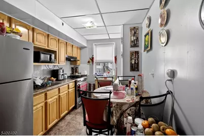 1029 E 19th St, Paterson, NJ 07501 - Photo 17