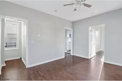 35 McAdoo Ave #1, Jersey City, NJ 07305 - Photo 5