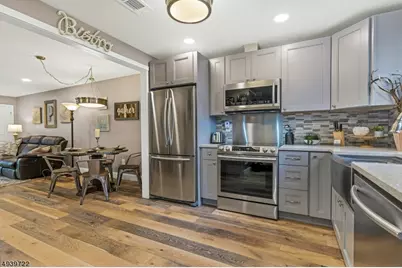 323 Sparrow Ct, Readington, NJ 08887 - Photo 1