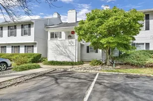 323 Sparrow Ct, Readington, NJ 08887 - Photo 15