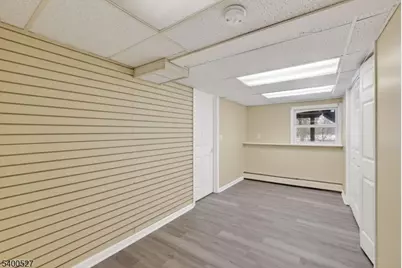 30 Tanglewood Dr, Vernon, NJ 07422 - Photo 27