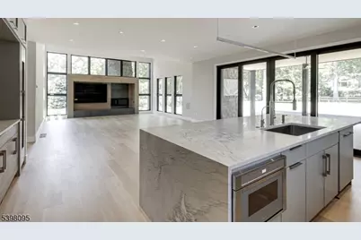 1 Juniper Pointe Trail, Green Brook Township, NJ 08812 - Photo 3