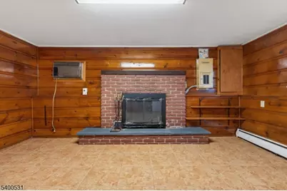 150 Cloverdale Cir, Tinton Falls, NJ 07724 - Photo 27