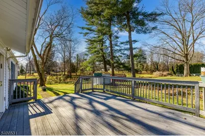 150 Cloverdale Cir, Tinton Falls, NJ 07724 - Photo 3