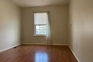 40 Whitby Cir, Franklin Township, NJ 08873 - Photo 13