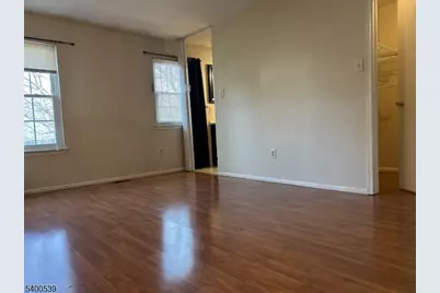 40 Whitby Cir, Franklin Township, NJ 08873 - Photo 11