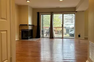 40 Whitby Cir, Franklin Township, NJ 08873 - Photo 3