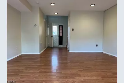 40 Whitby Cir, Franklin Township, NJ 08873 - Photo 17