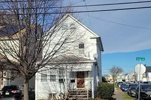 747 Vine St, Elizabeth, NJ 07202 - Photo 1