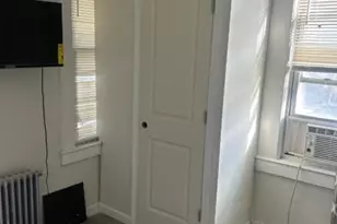 241 Osborne Terrace, Newark, NJ 07112 - Photo 5