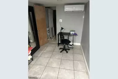 241 Osborne Ter, Newark, NJ 07112 - Photo 11