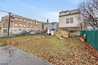 21 Olive St, Paterson, NJ 07501 - Photo 25