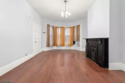 21 Olive St, Paterson, NJ 07501 - Photo 5