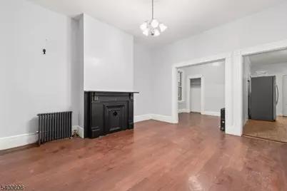 21 Olive St, Paterson, NJ 07501 - Photo 3