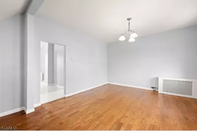 16 Loretta St, Clifton, NJ 07011 - Photo 3