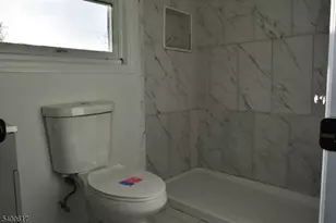 129 Central Pl, Orange, NJ 07050 - Photo 15