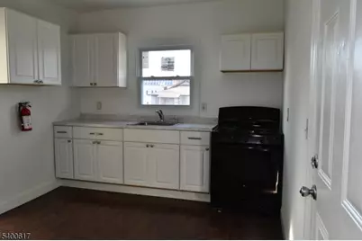 129 Central Pl #2, Orange, NJ 07050 - Photo 11