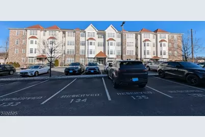 104 E Elizabeth Ave #308, Linden, NJ 07036 - Photo 3