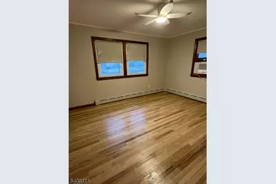 6 Gordon Rd, Roxbury Township, NJ 07885 - Photo 7