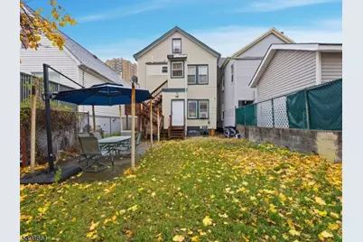 31 Dover St, Paterson, NJ 07501 - Photo 13
