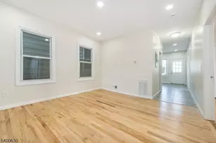 1022 E 22nd St, Paterson, NJ 07513 - Photo 5