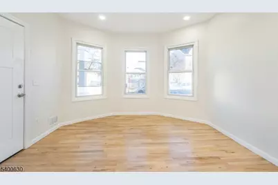 1022 E 22nd St, Paterson, NJ 07513 - Photo 3