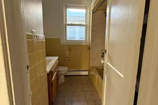 1010 Kilsyth Rd, Elizabeth, NJ 07208 - Photo 7