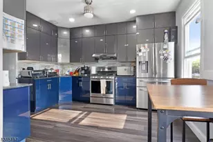 737 Jackson Ave, Elizabeth, NJ 07201 - Photo 3