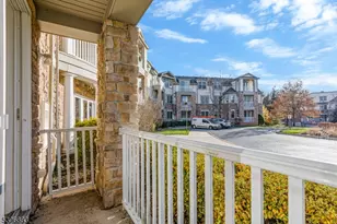 353 Victoria Dr, Bridgewater Twp., NJ 08807 - Photo 3