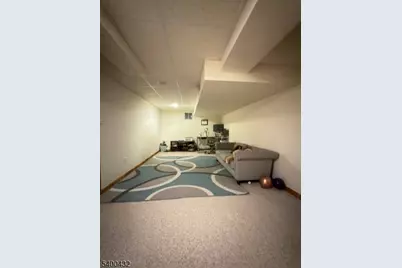 68 Patriots Rd, Parsippany, NJ 07950 - Photo 13