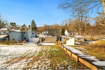 326 Market St, Belvidere, NJ 07823 - Photo 23