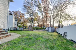 8 Sailer Ct, Elizabeth, NJ 07201 - Photo 23