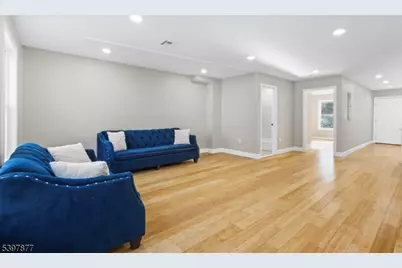 208 N 1st St, Paterson, NJ 07522 - Photo 7