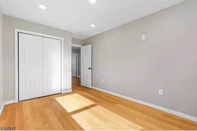 208 N 1st St, Paterson, NJ 07522 - Photo 29